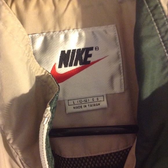 Men's vintage Nike windbreaker - Picture 4 of 4